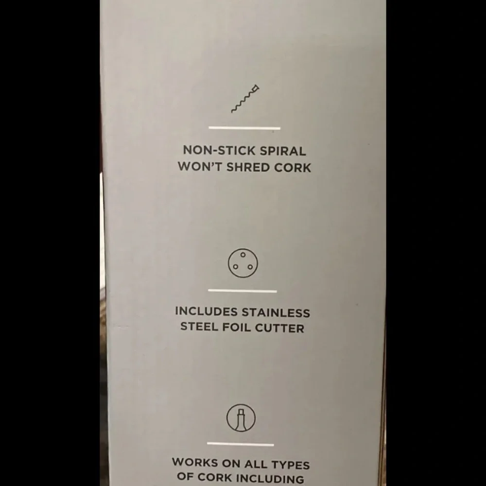 Electric Corkscrew With Foil Cutter  Wine Bottle Opener NIB By Rabbit